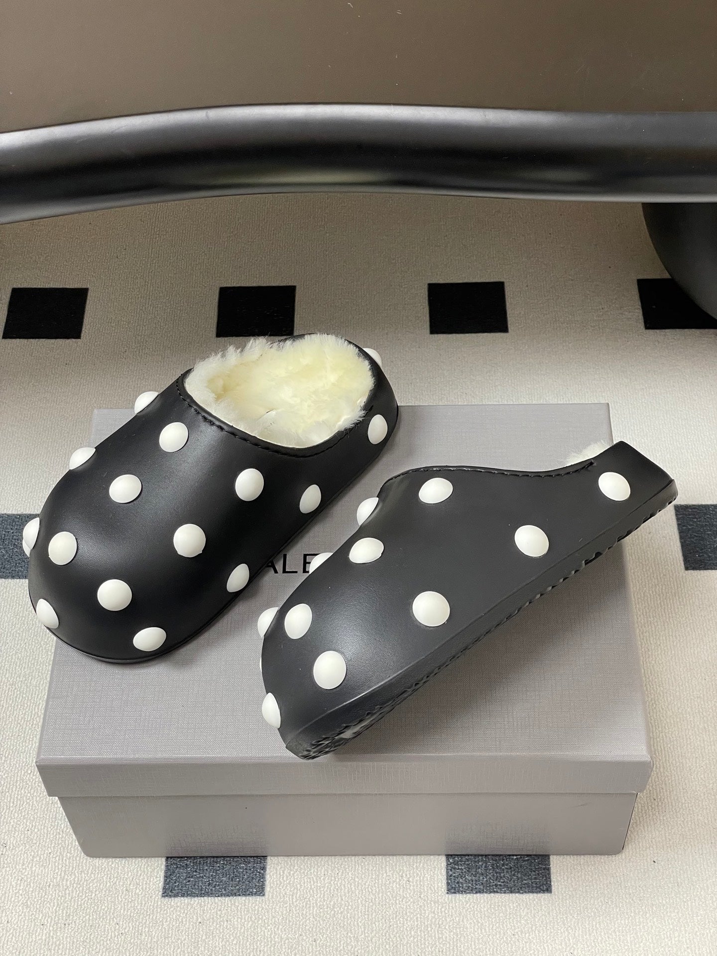 BALENCIAGA 25S FUR-LINED MULES IN BLACK AND WHITE FAUX LEATHER - 35