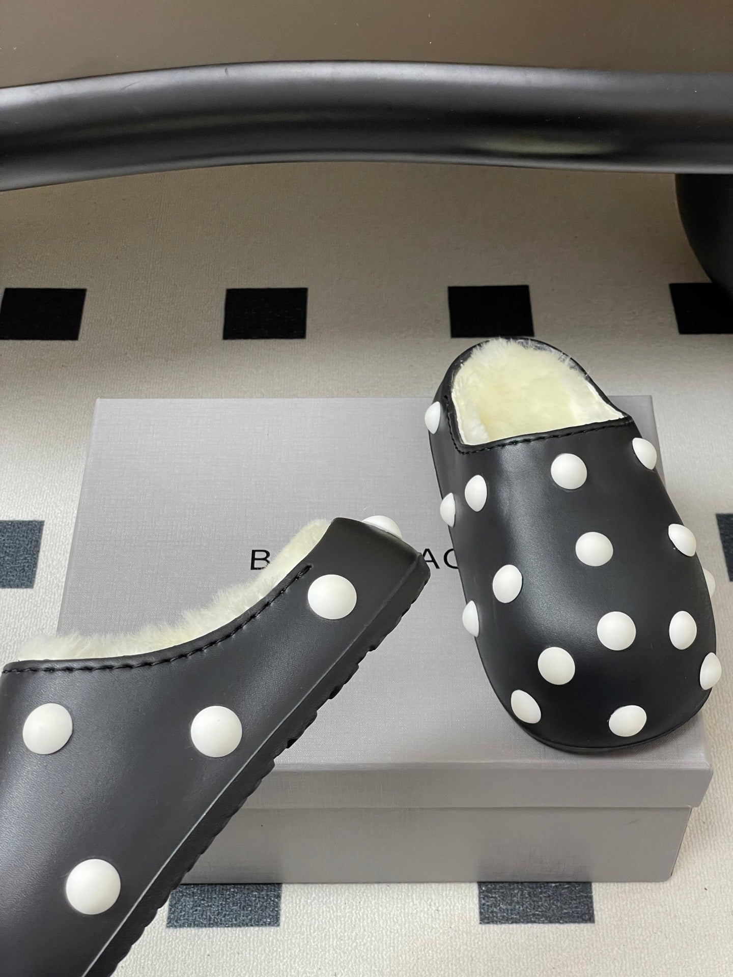 BALENCIAGA 25S FUR-LINED MULES IN BLACK AND WHITE FAUX LEATHER - 35