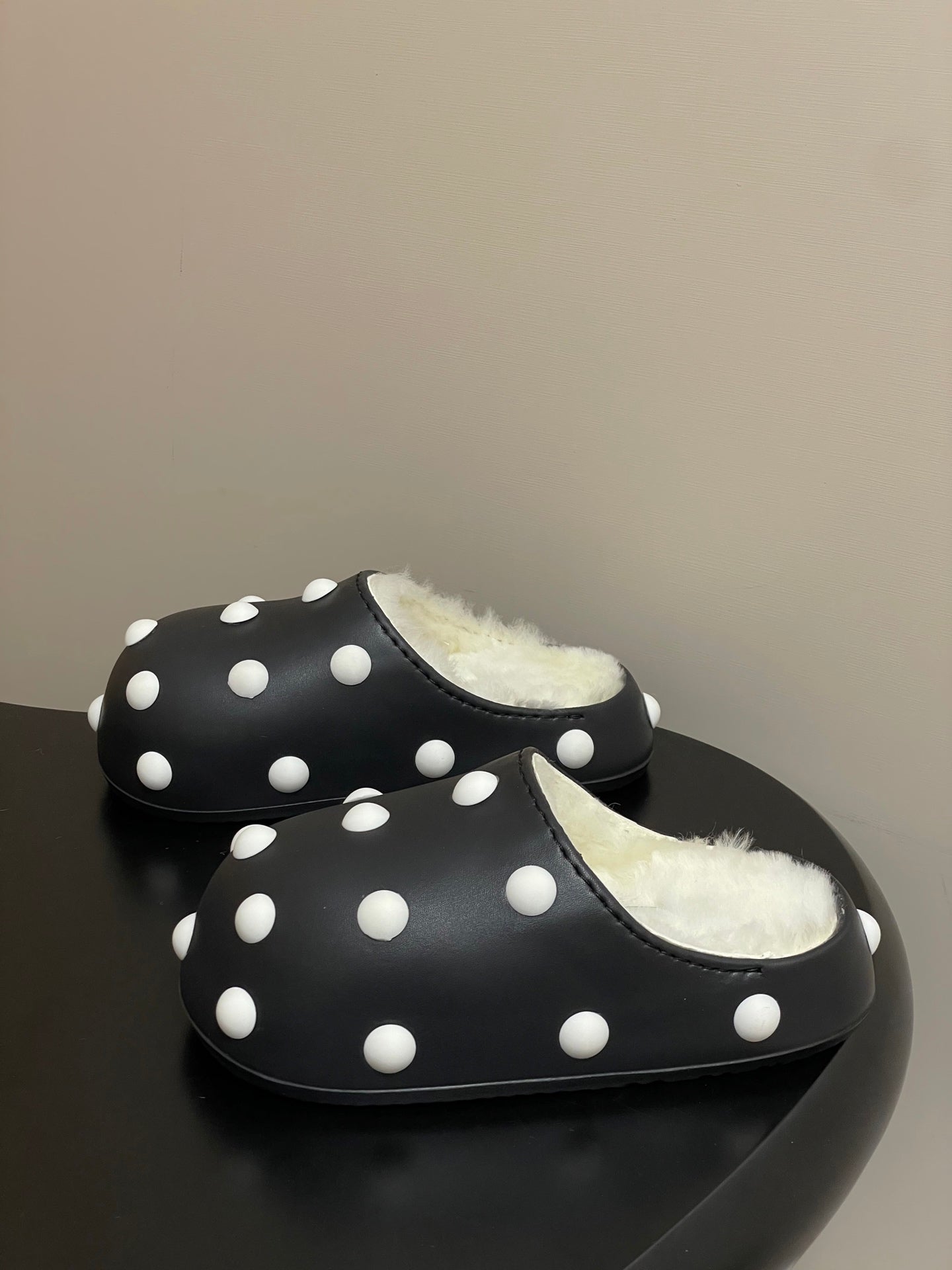 BALENCIAGA 25S FUR-LINED MULES IN BLACK AND WHITE FAUX LEATHER - 35