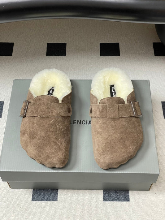 BALENCIAGA 25S FUR-LINED MULES IN EARTH BROWN FAUX LEATHER - 35