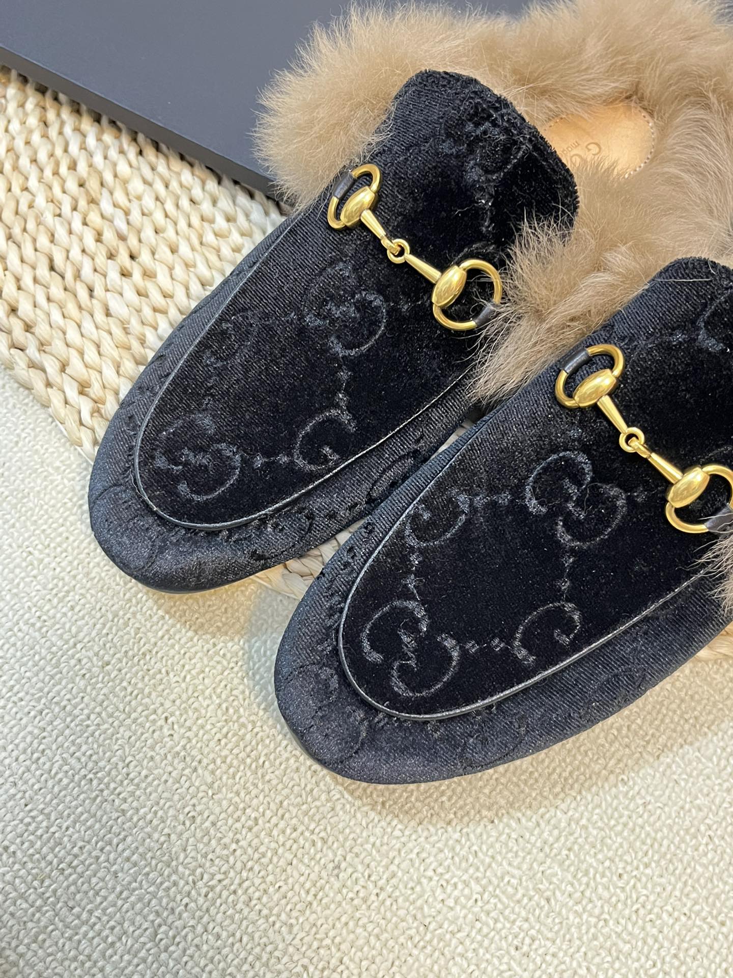 HORSEBIT MULE IN BLACK MONOGRAM VELVET AND LAMB WOOL LINING - 35