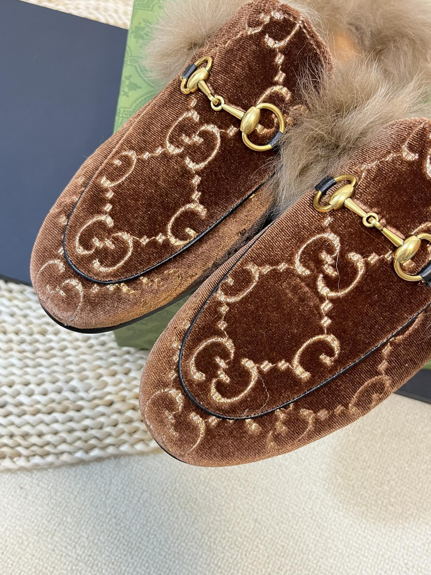HORSEBIT MULE IN SYRUP BROWN MONOGRAM VELVET AND LAMB WOOL LINING - 35