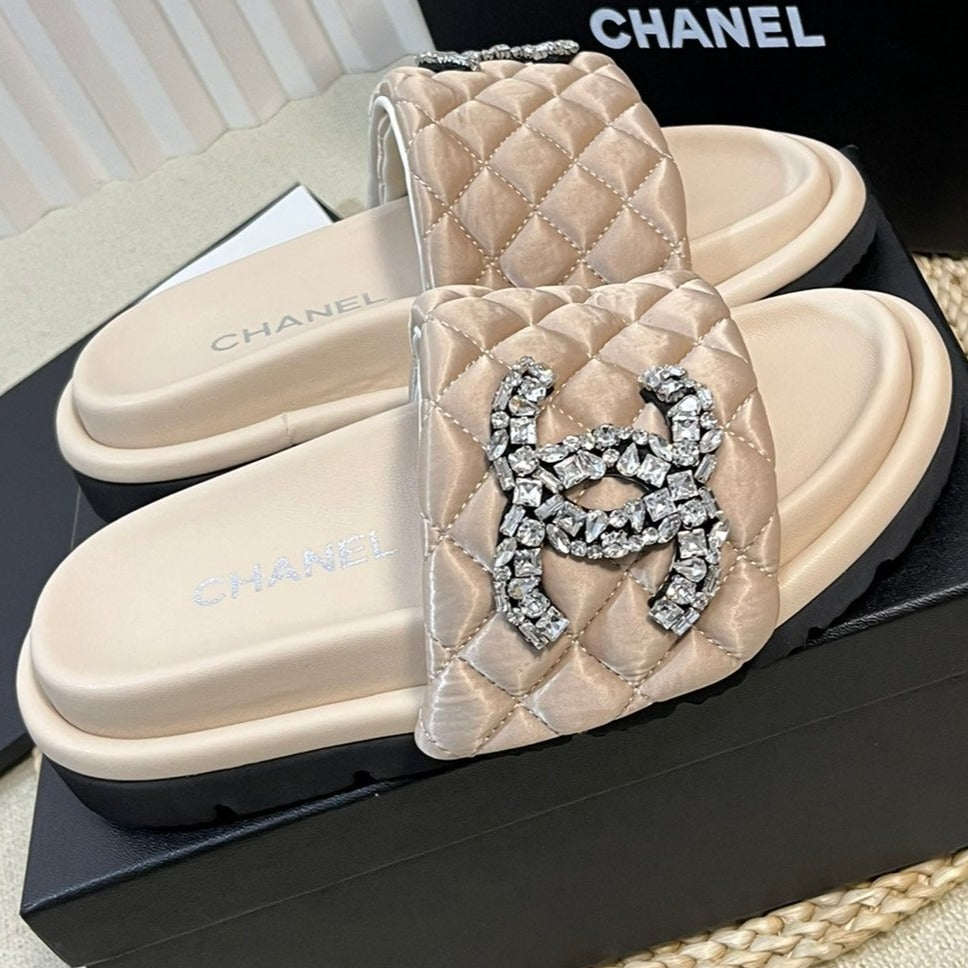 New Style Diamond Buckle Double C Thick Bottom Slippers Beige Cream Sheepskin - 35