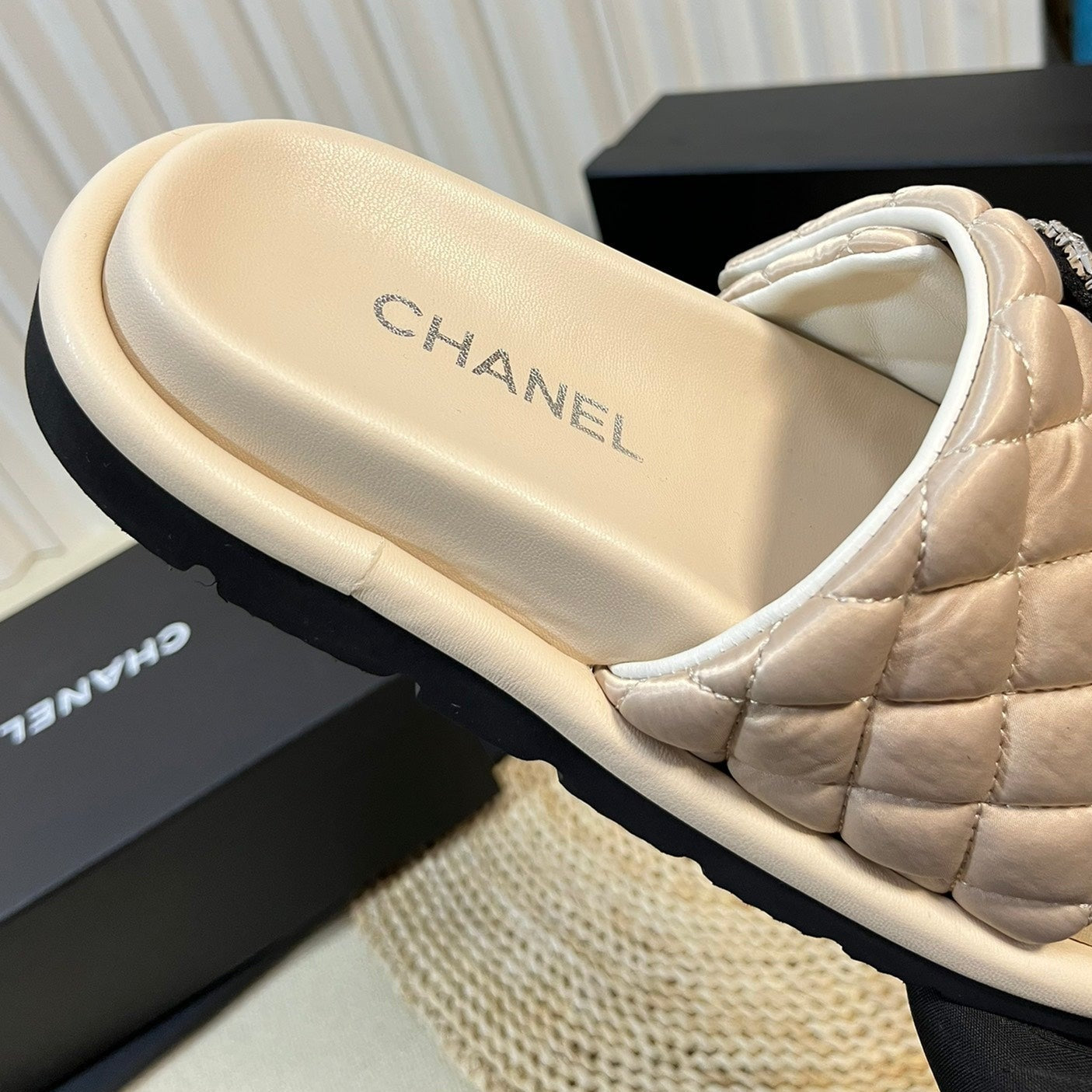 New Style Diamond Buckle Double C Thick Bottom Slippers Beige Cream Sheepskin - 35