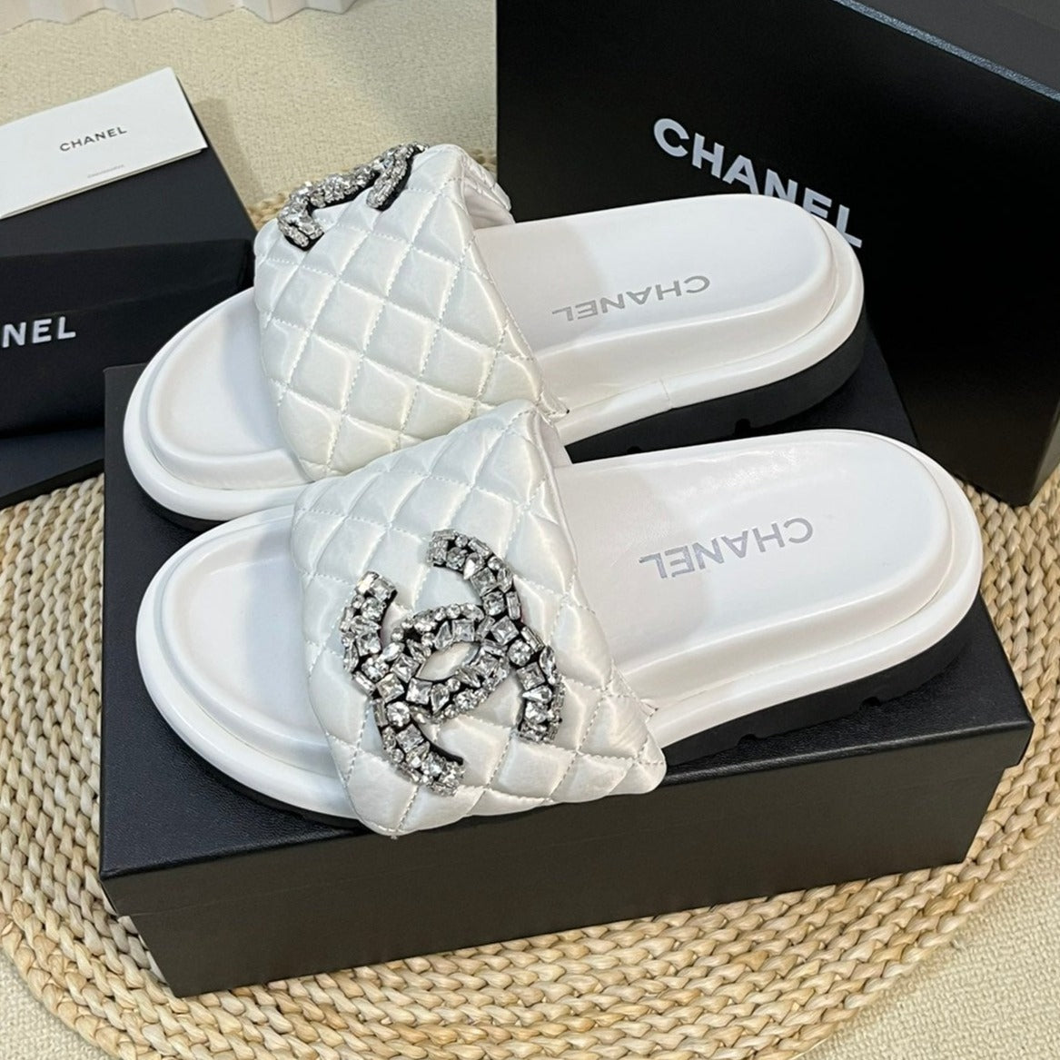 New Style Diamond Buckle Double C Thick Bottom Slippers White Sheepskin - 35