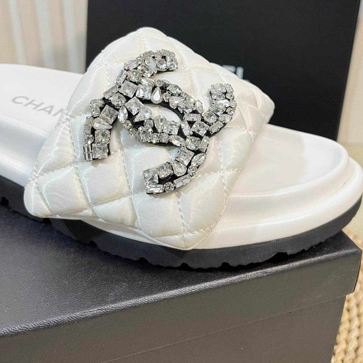 New Style Diamond Buckle Double C Thick Bottom Slippers White Sheepskin - 35