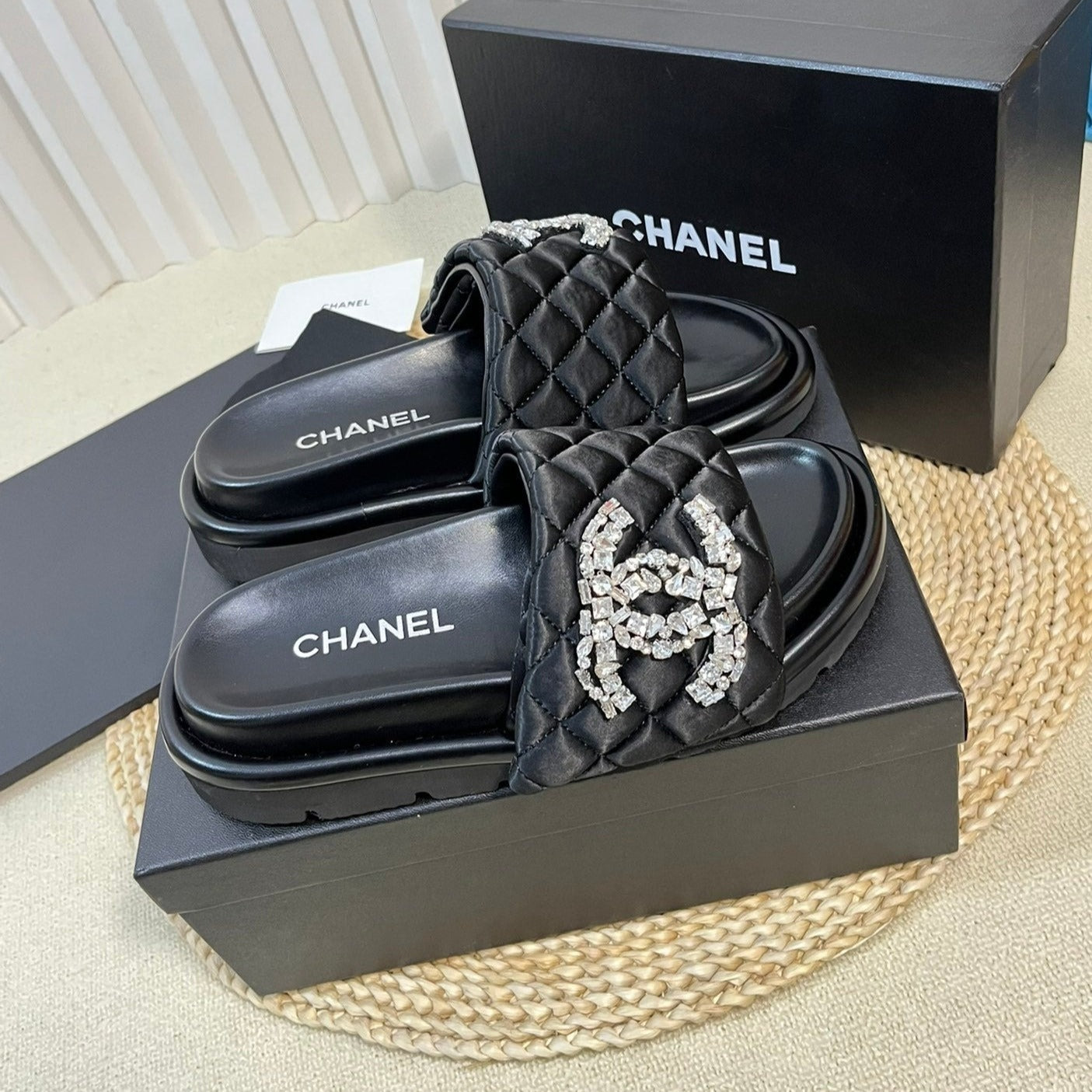 New Style Diamond Buckle Double C Thick Bottom Slippers Black Sheepskin - 35