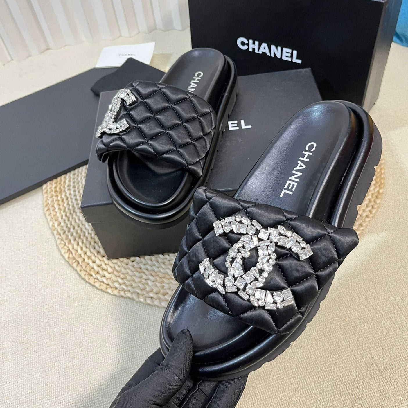 New Style Diamond Buckle Double C Thick Bottom Slippers Black Sheepskin - 35