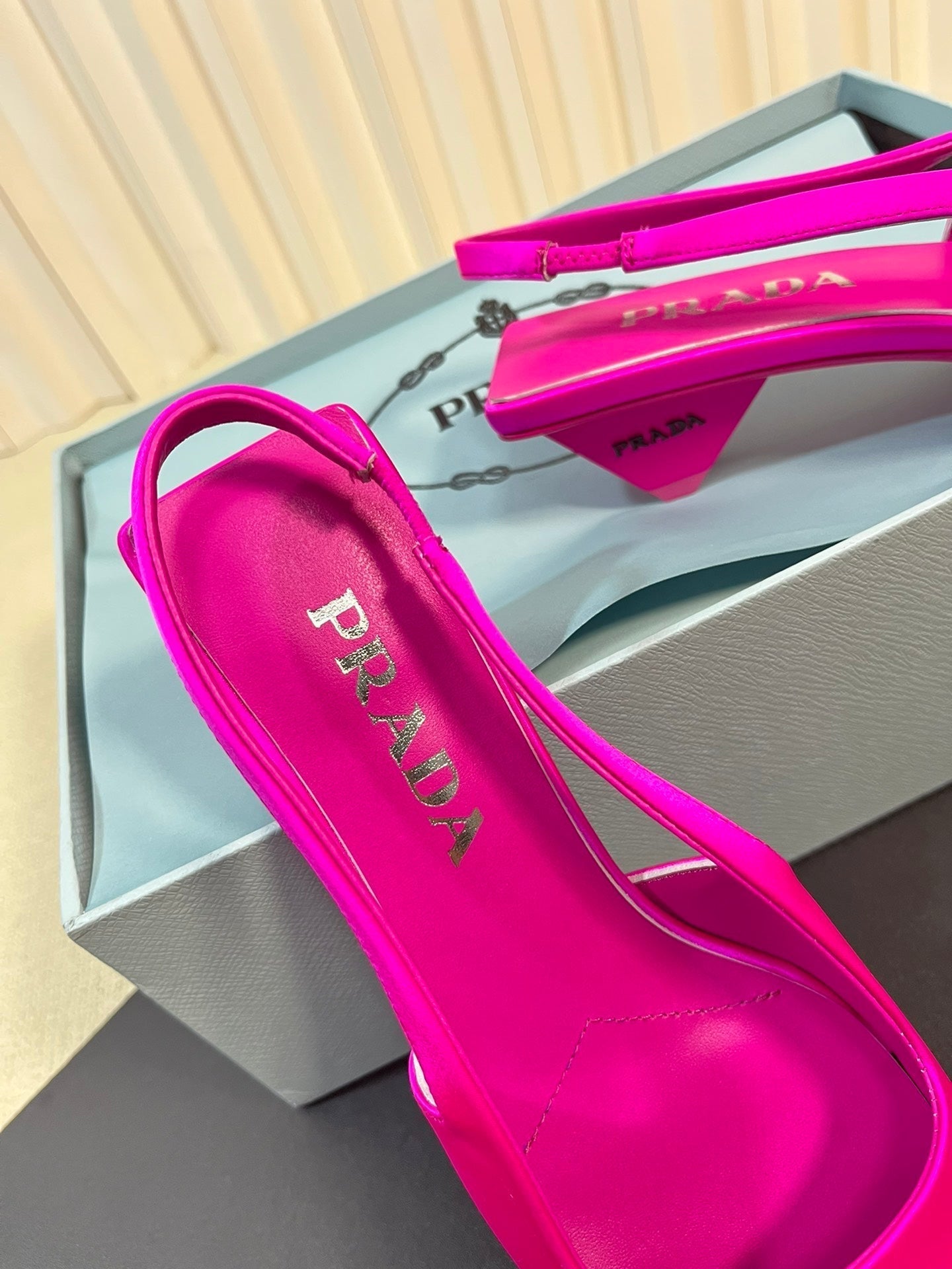 PRA SQUARE TOE SLINGBACK PUMPS BRIGHT PINK SATIN - 35