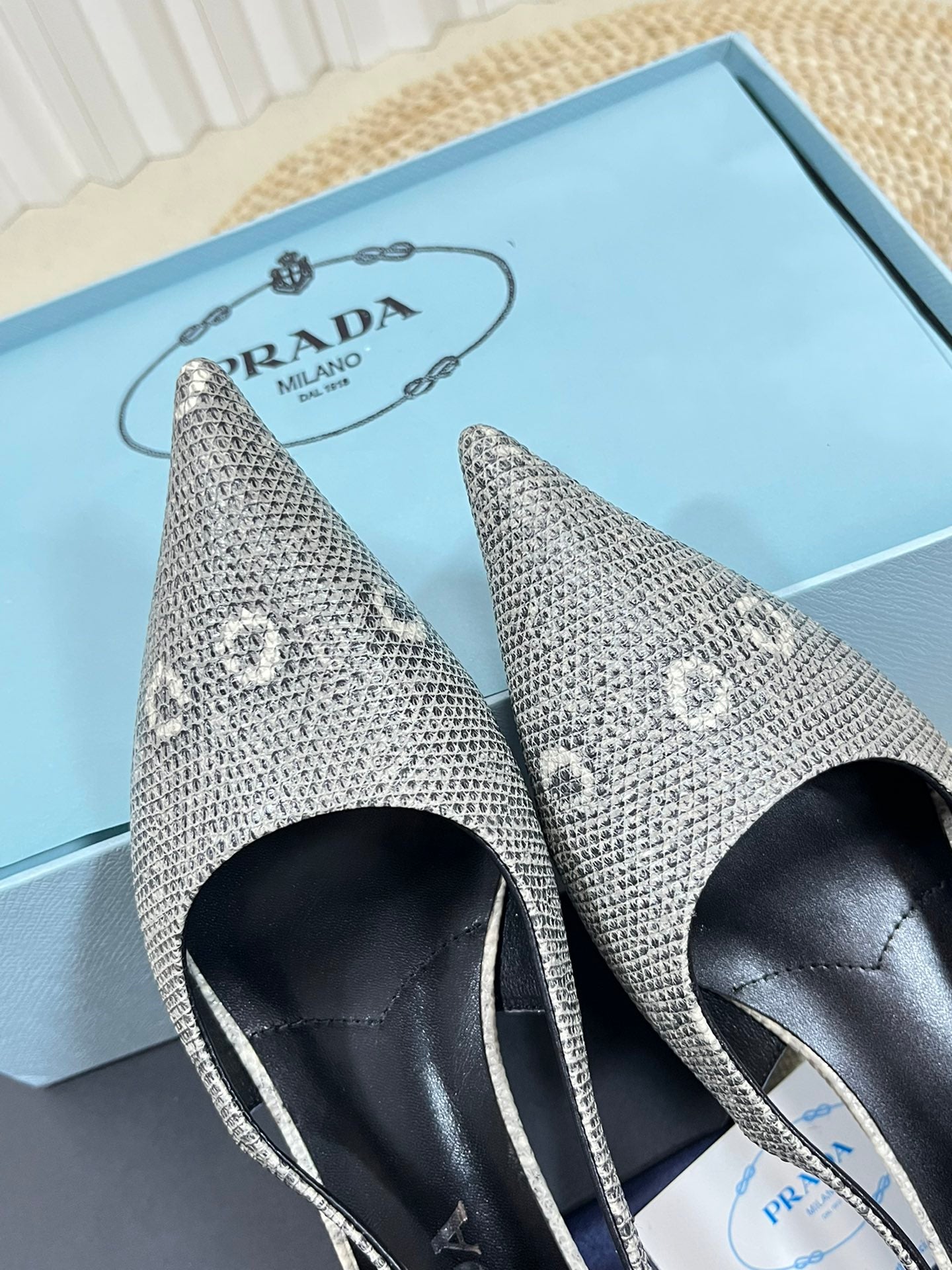 PRA POINTED TOE SLINGBACK PUMPS SNAKESKIN MOTIF SATIN - 35