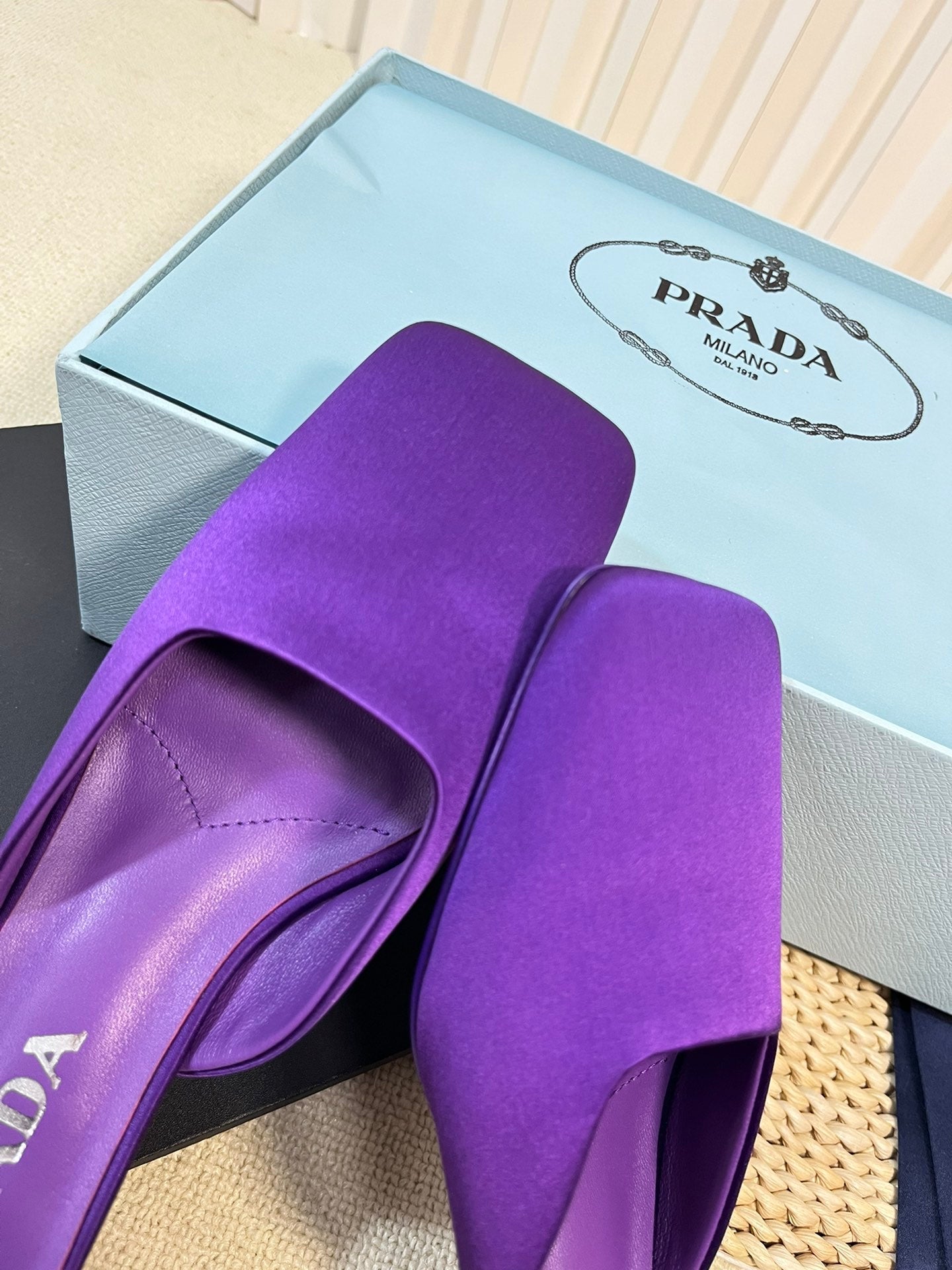 PRA SQUARE TOE MULES VIOLET SATIN - 35