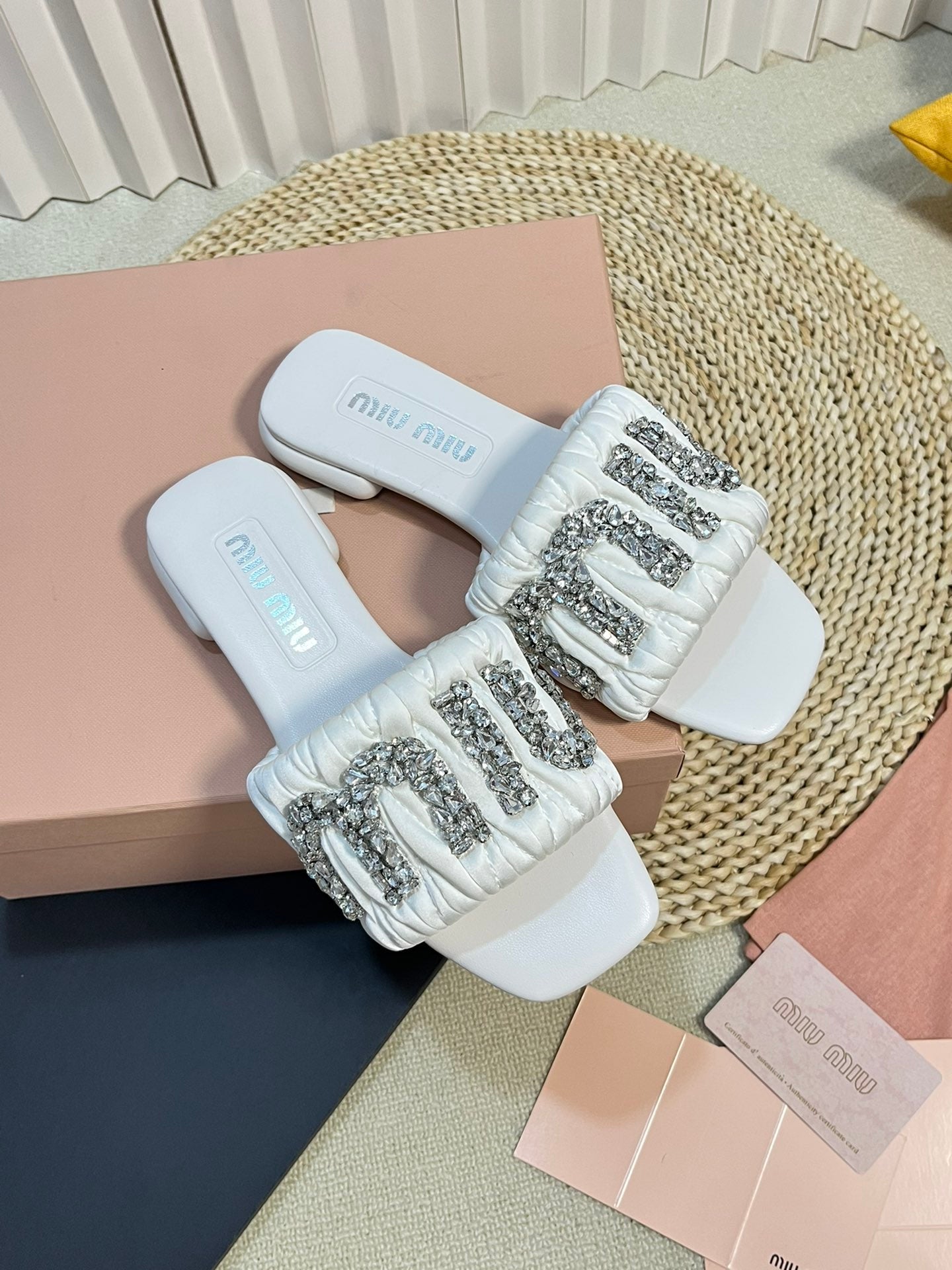 Women's White Leather Diamond Slippers - 35
