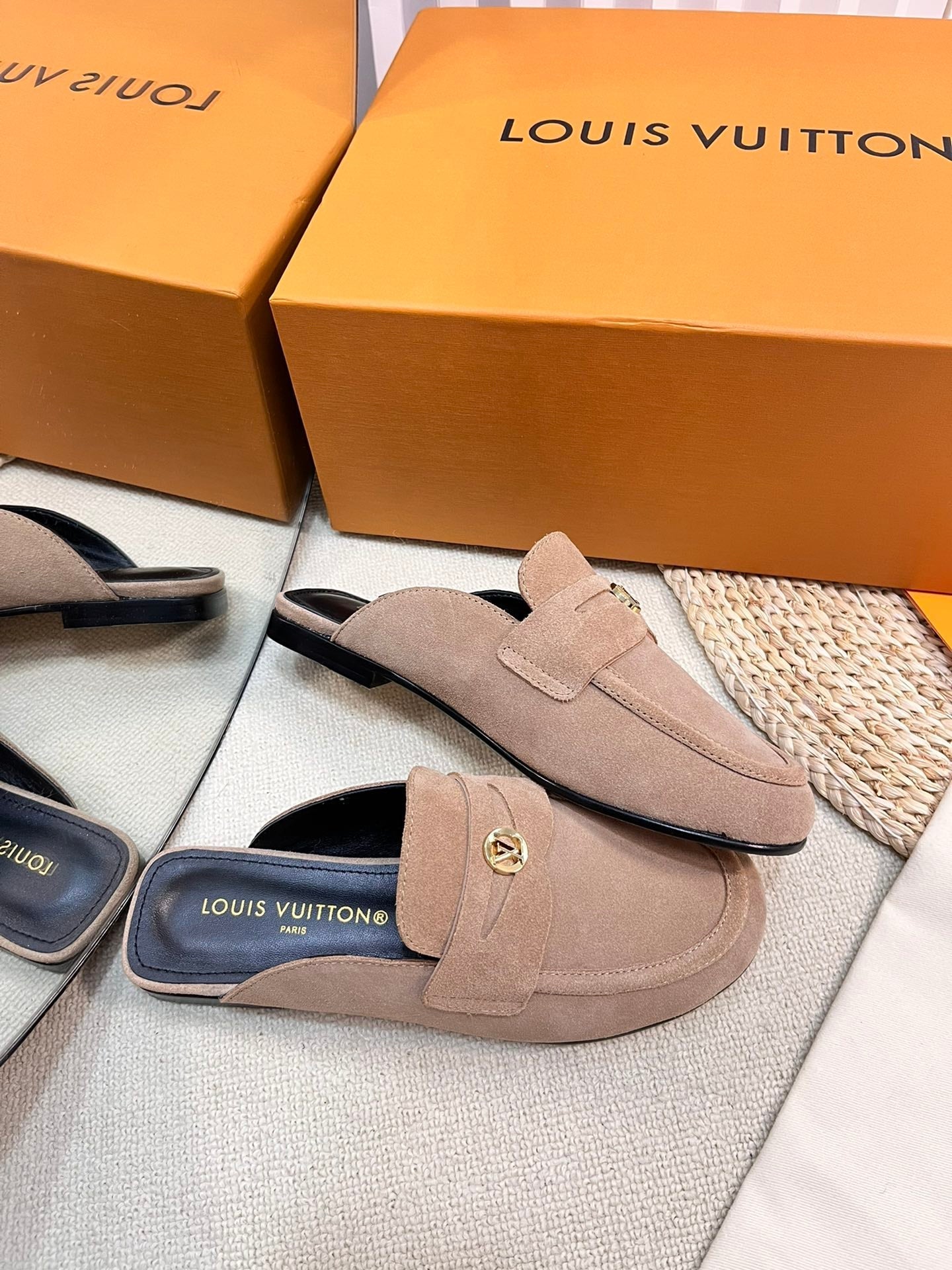 LV CAPRI OPEN BACK LOAFERS IN MEDIUM BROWN SUEDE - 35