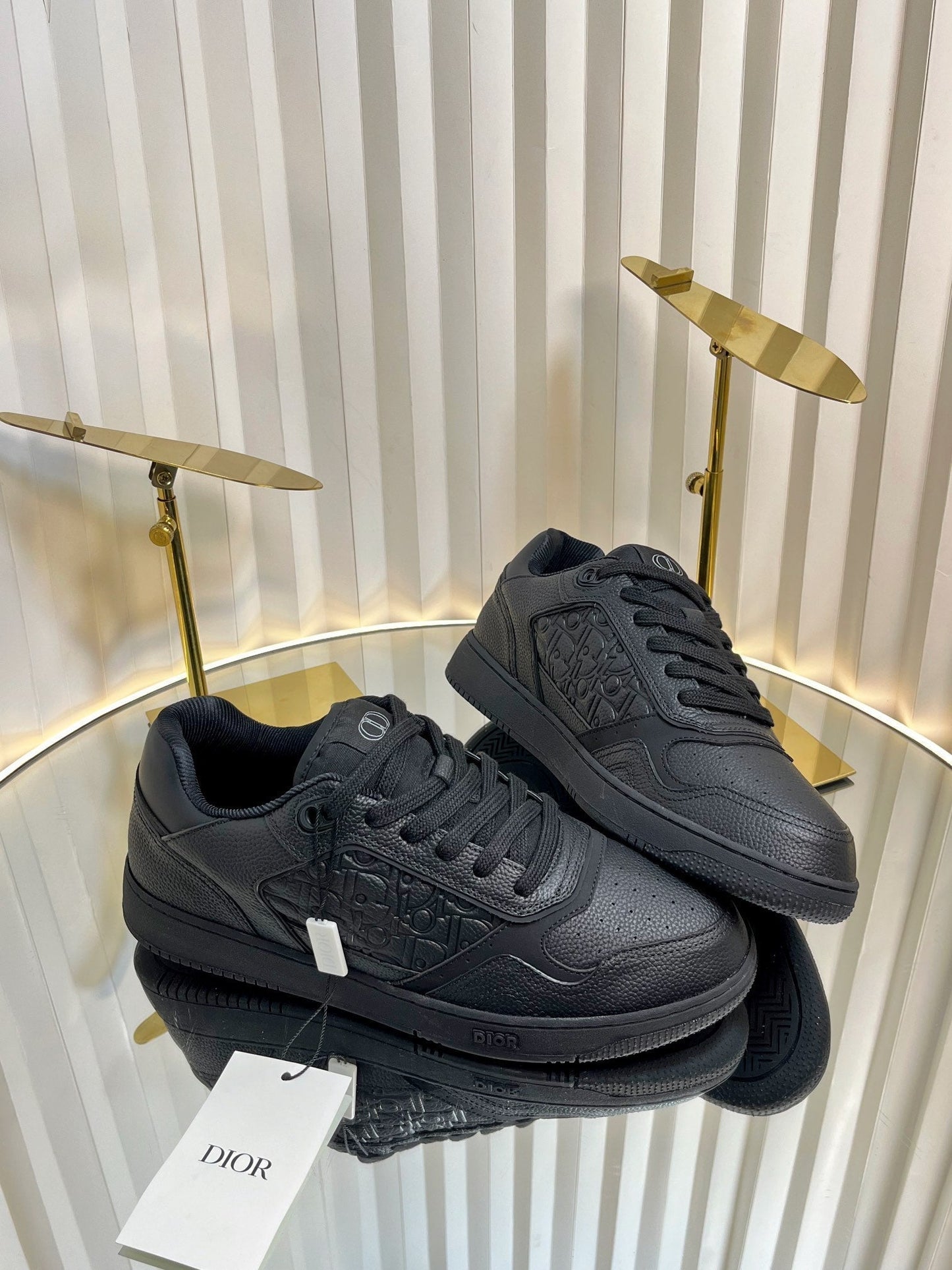 B27 LOW-TOP SNEAKER BLACK SMOOTH CALFSKIN - 35