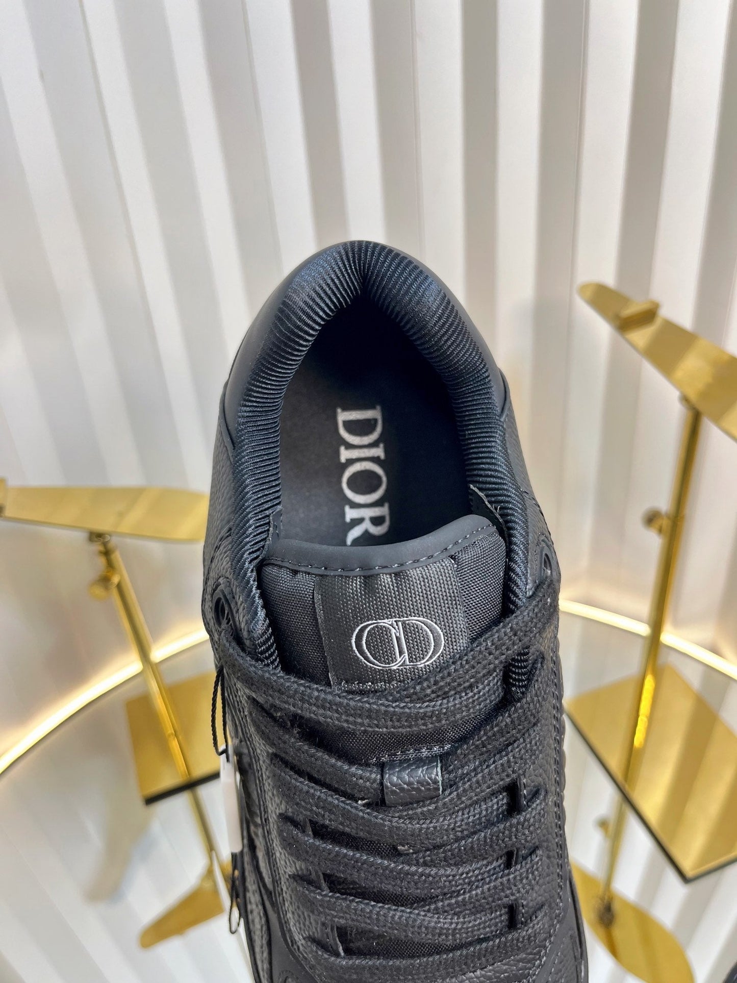 B27 LOW-TOP SNEAKER BLACK SMOOTH CALFSKIN - 35