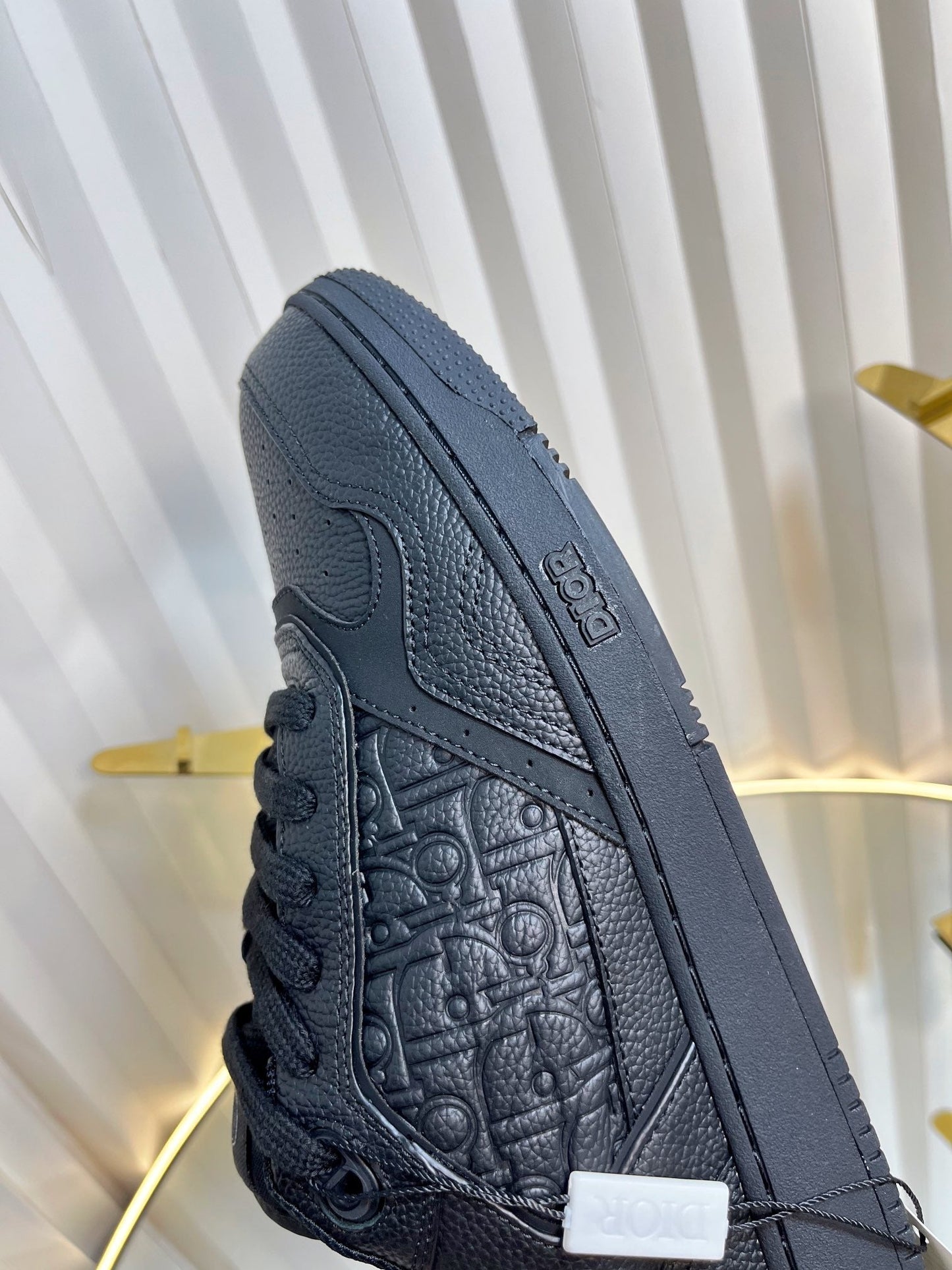B27 LOW-TOP SNEAKER BLACK SMOOTH CALFSKIN - 35
