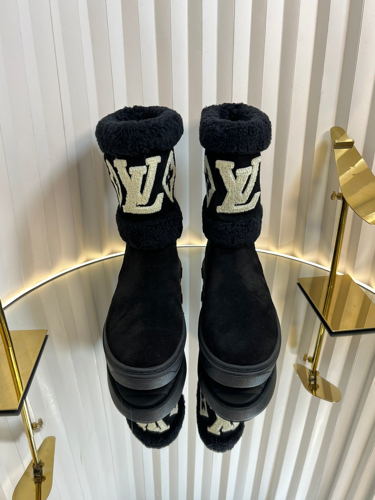 SNOWDROP FLAT ANKLE BOOTS IN BLACK SUEDE - 35