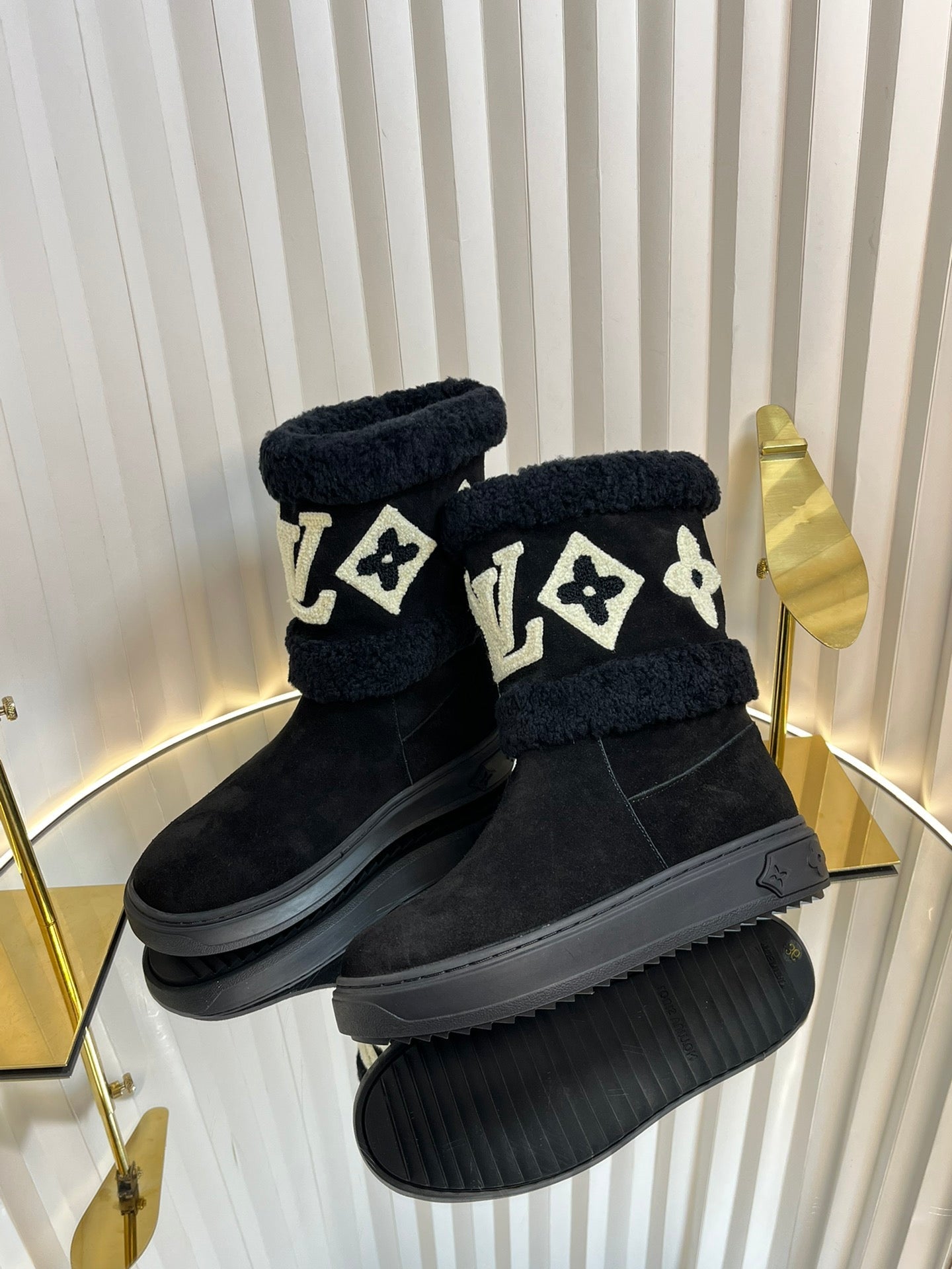SNOWDROP FLAT ANKLE BOOTS IN BLACK SUEDE - 35