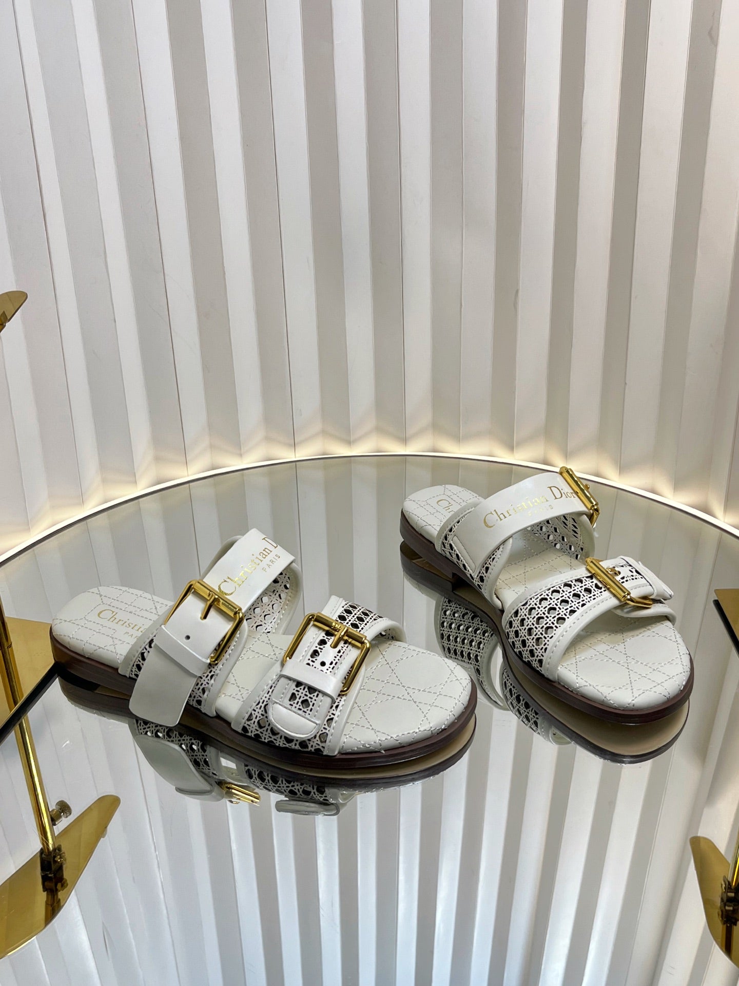 D-AVENUE SLIDES 25S IN WHITE CALFSKIN MICRO CANNAGE MOTIF - 35