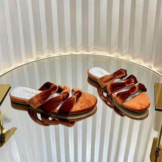 THREE STRAPS MULE IN RUSSET BROWN VELVET - 35
