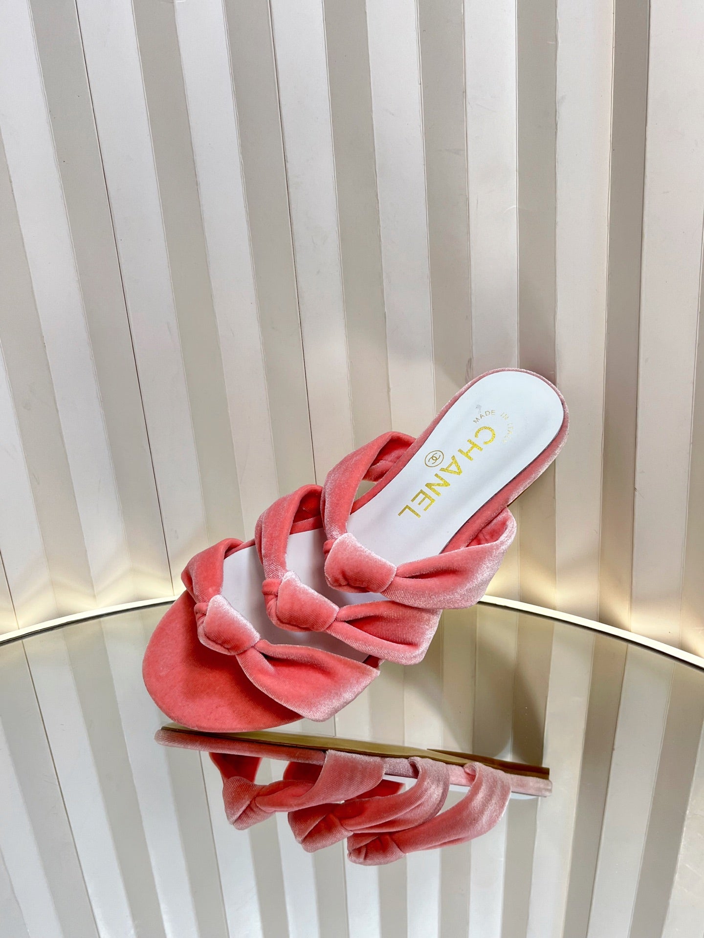 THREE STRAPS MULE IN BRIGHT PINK VELVET - 35