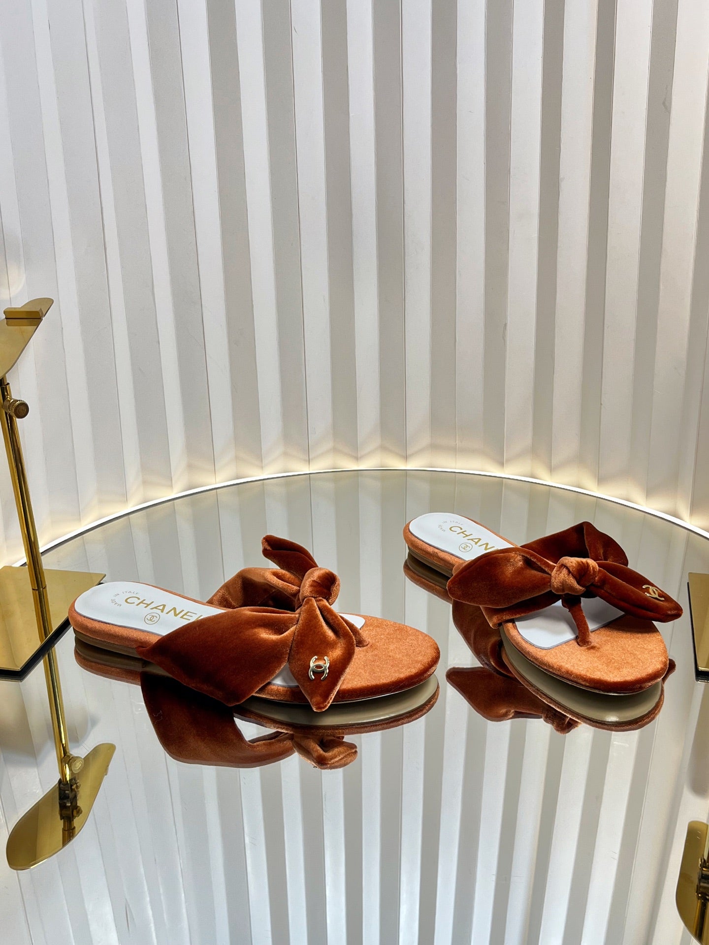 LACE SANDALS IN RUSSET BROWN VELVET - 35