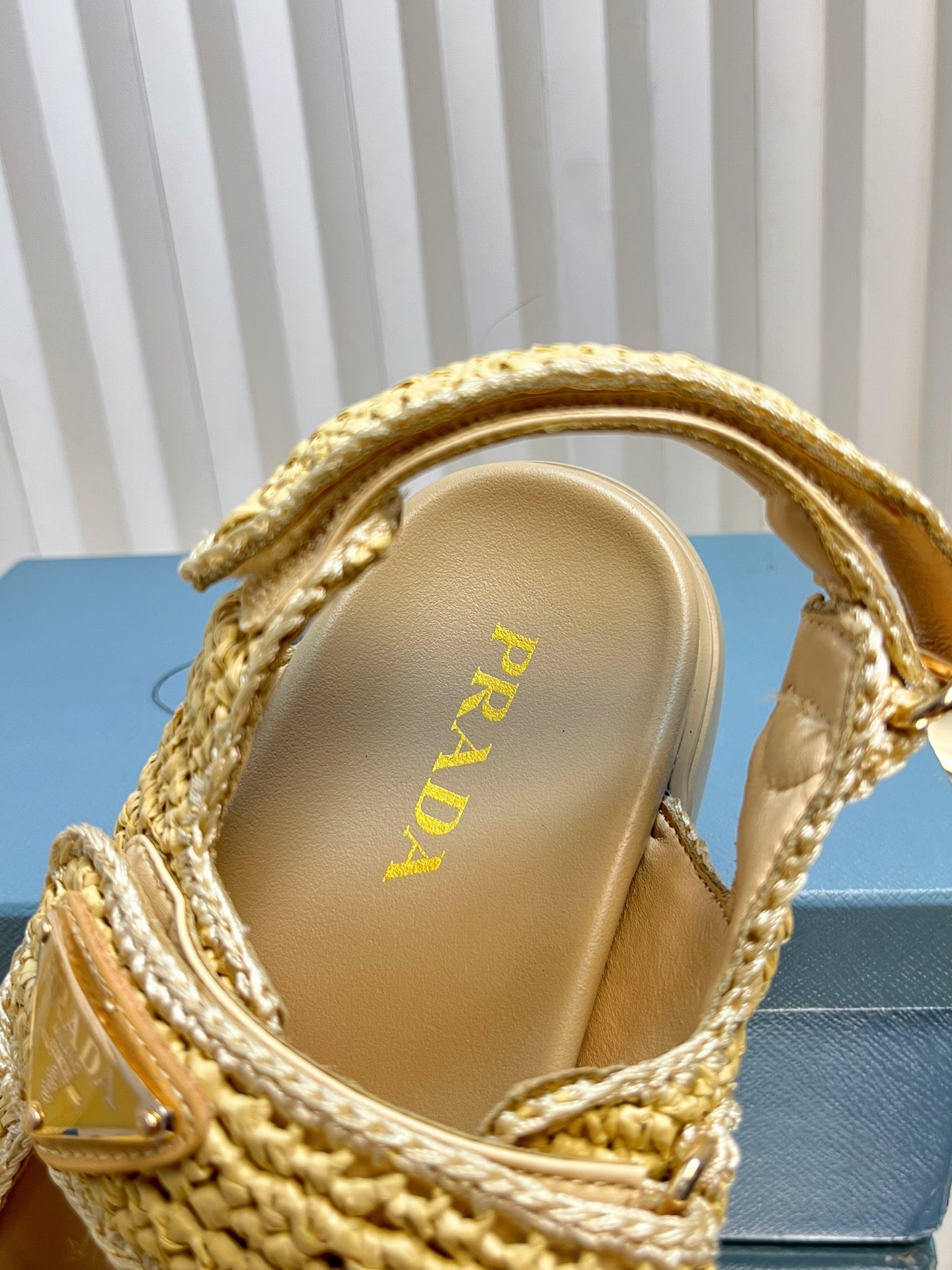 PRA THICK-SOLED SLIDE IN BEIGE RAFFIA - 35