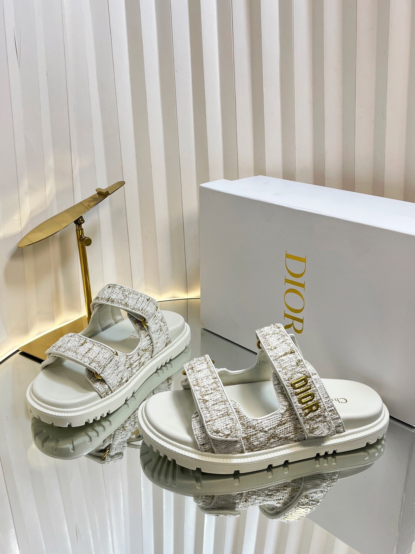 DIORACT SLIDES 25MM IN WHITE AND GOLD TWEED - 35