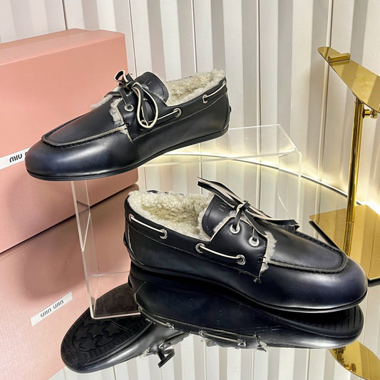 ЧОВНОВІ ТУФЛІ MIUMIU 26S З ХУТРА ТА ЧОРНОЇ ТЕЛЯЧОЇ ШКІРИ