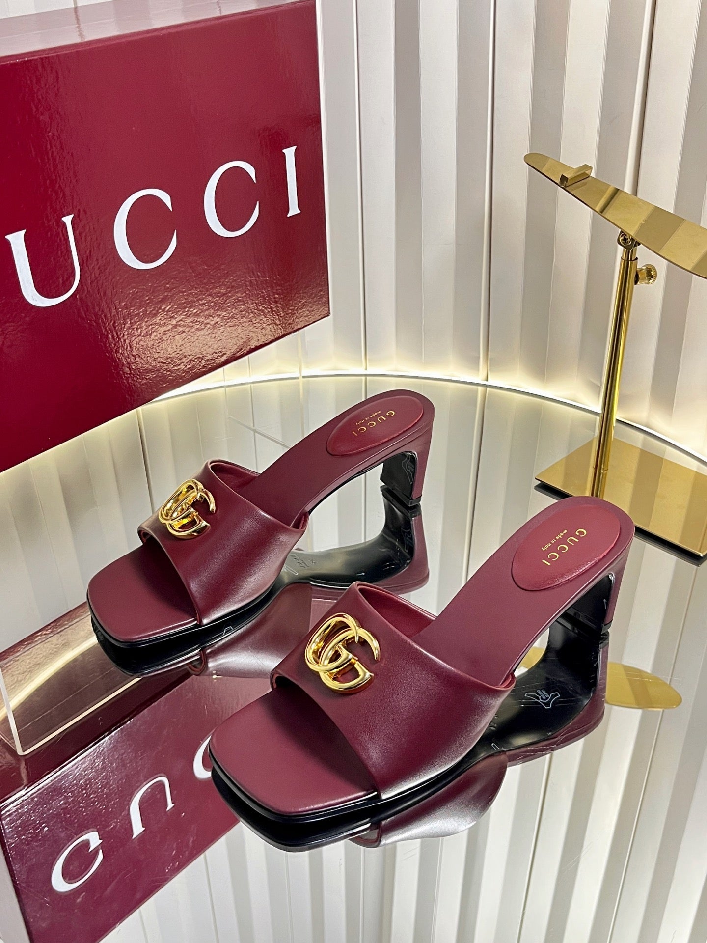 GUCCI 26S HIGH-HEELED SANDALS 45 MM IN DARK RED CALFSKIN