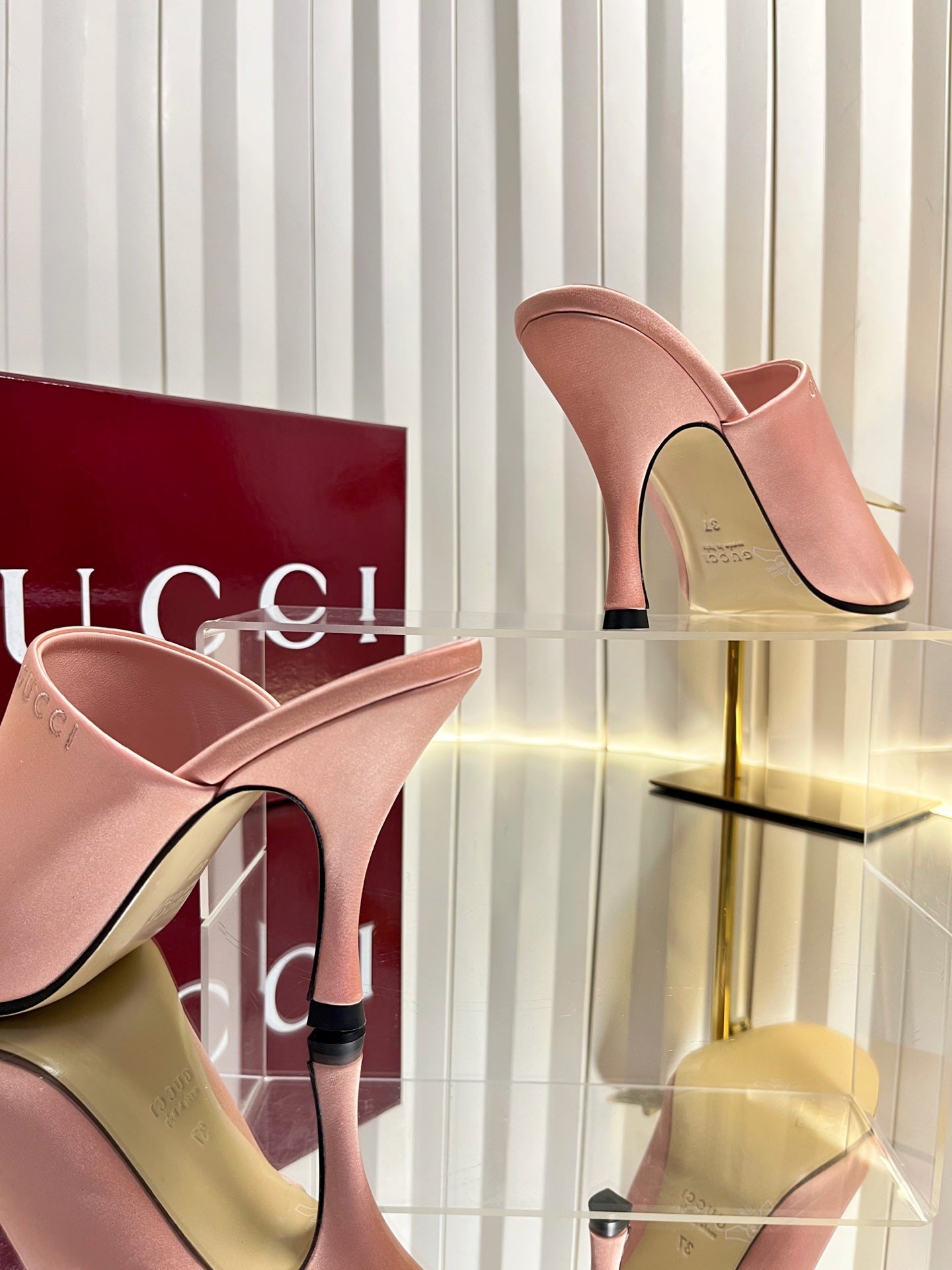 GUCCI 26S HIGH-HEELED SANDALS 100 MM IN PINK SATIN