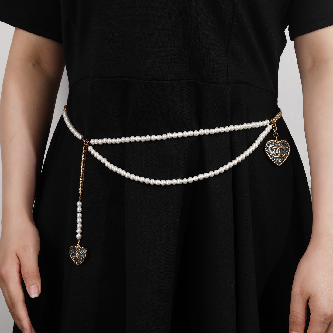 CHANEL 25S CHAIN BELT IN WHITE PEARL 614480 - 30