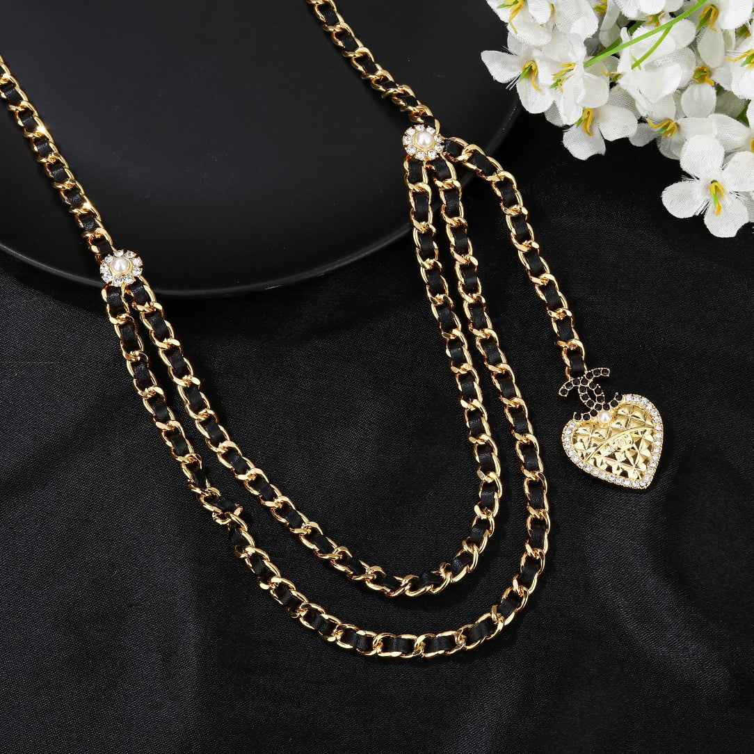 CHANEL 25S CHAIN BELT IN GOLD METALLIC AND BLACK CALFSKIN 614286 - 30