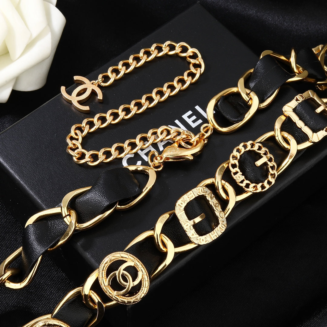 CHANEL 25S CHAIN BELT IN GOLD METALLIC AND BLACK CALFSKIN 614282 - 30
