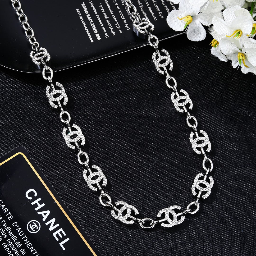 CHANEL 25S CHAIN BELT IN SILVER METALLIC 614472 - 30