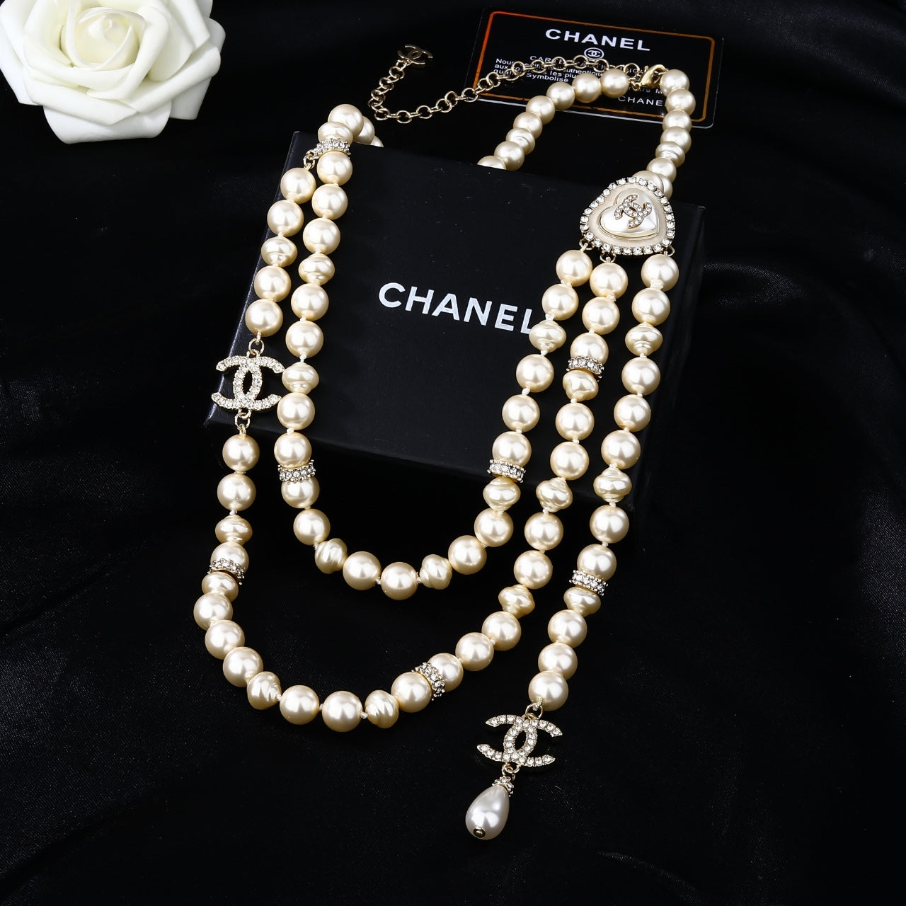CHANEL 25S CHAIN BELT IN WHITE PEARL 614476 - 30