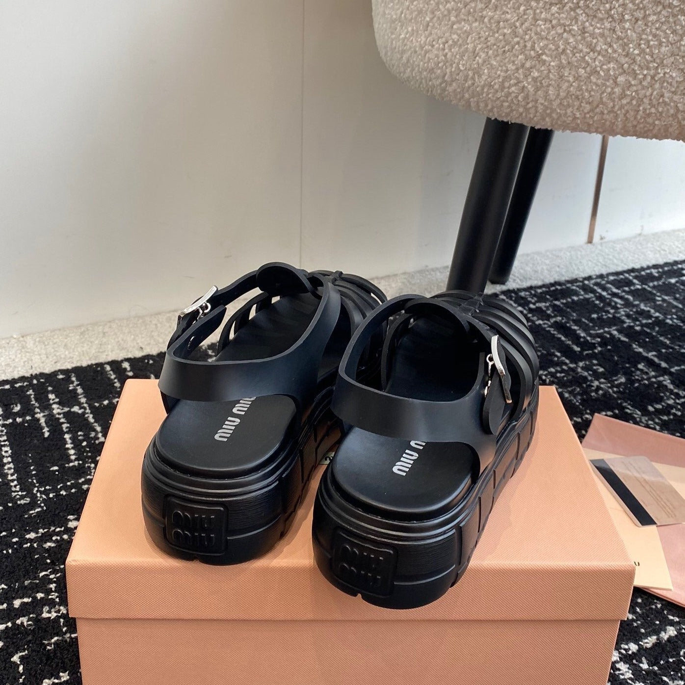 ROMAN THICK-SOLED SANDALS BLACK CALFSKIN - 35