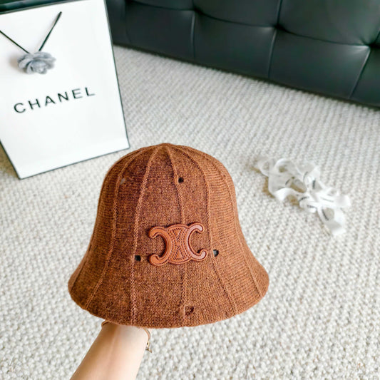 Celine 26S Панама «Купол» (Dome Bucket Hat), модель 3