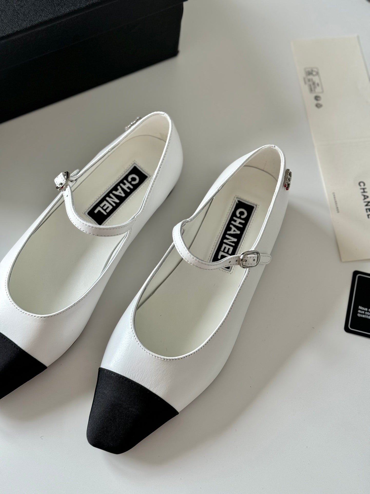 MARY JANE WHITE MIX BLACK CALFSKIN - 35