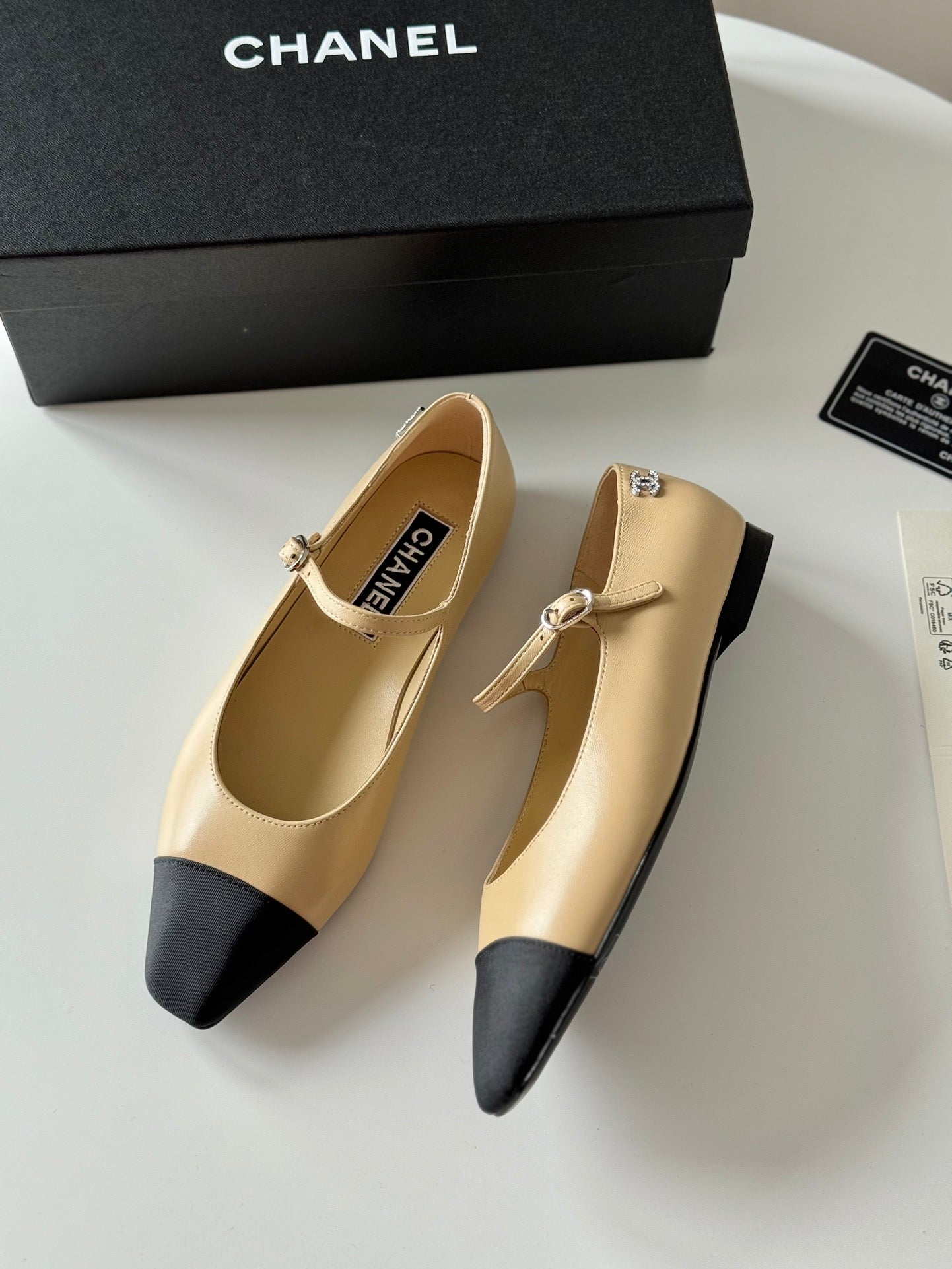 MARY JANE BEIGE CREAM MIX BLACK CALFSKIN - 35