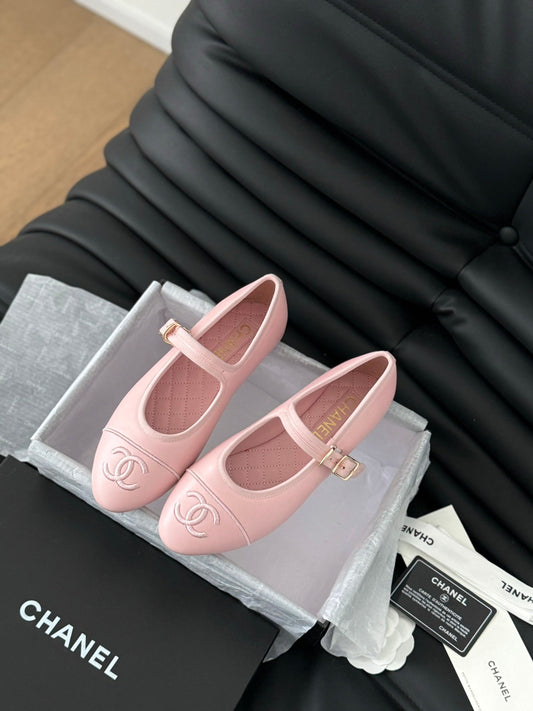 MARY JANE SHOES IN LIGHT PINK LAMBSKIN - 35