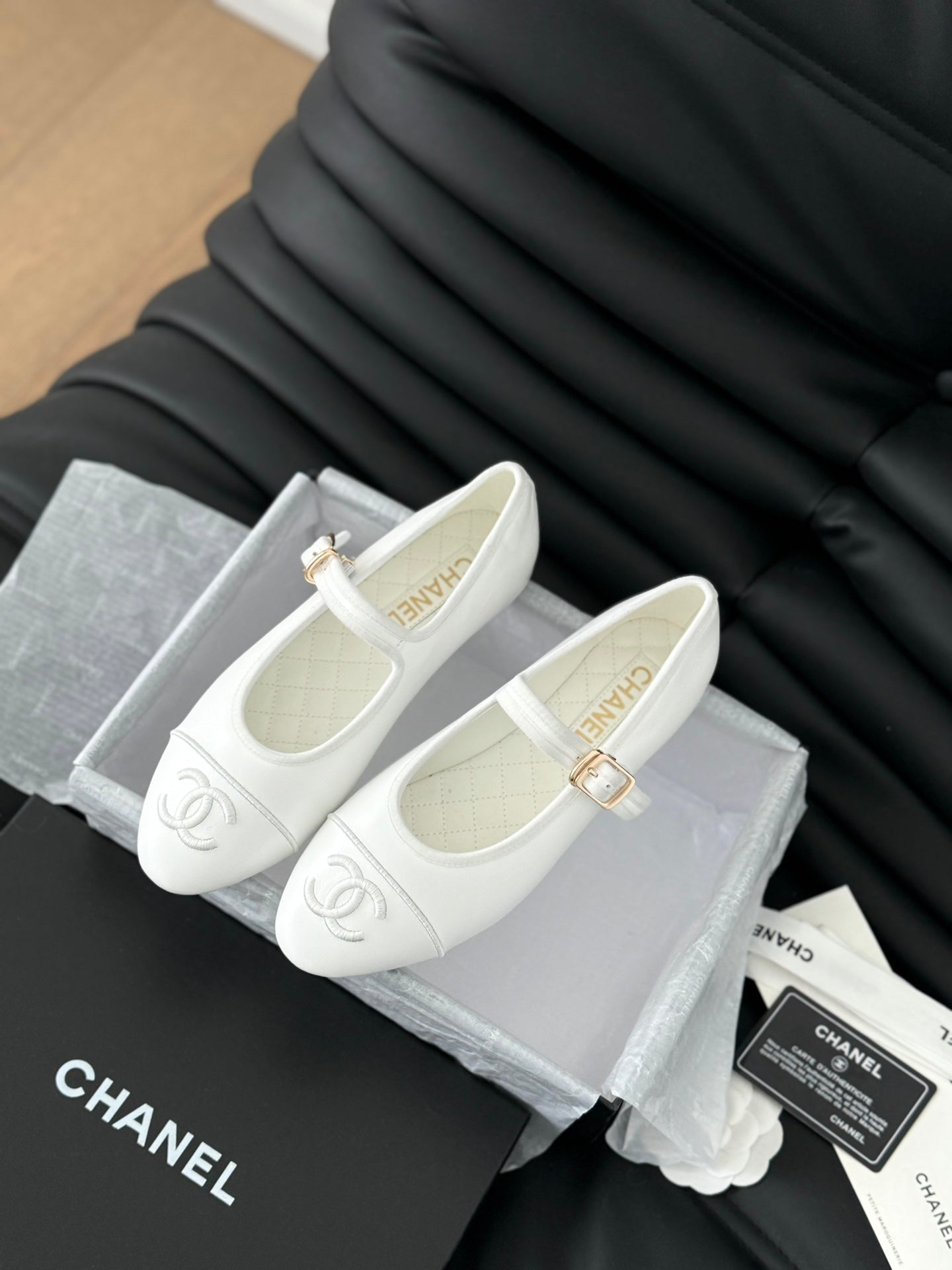 MARY JANE SHOES IN WHITE LAMBSKIN - 35