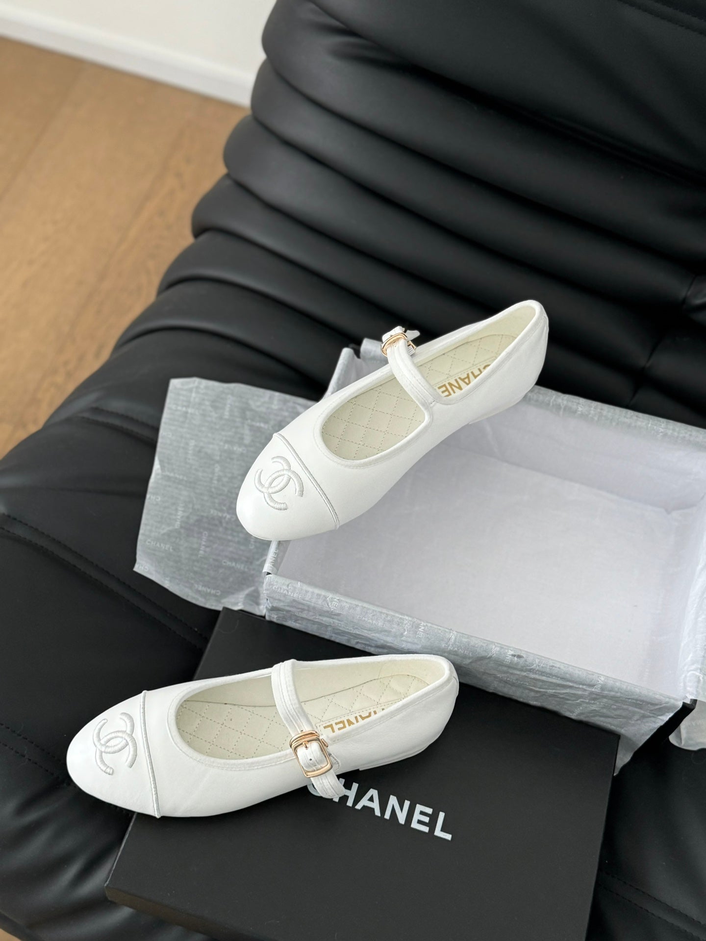 MARY JANE SHOES IN WHITE LAMBSKIN - 35