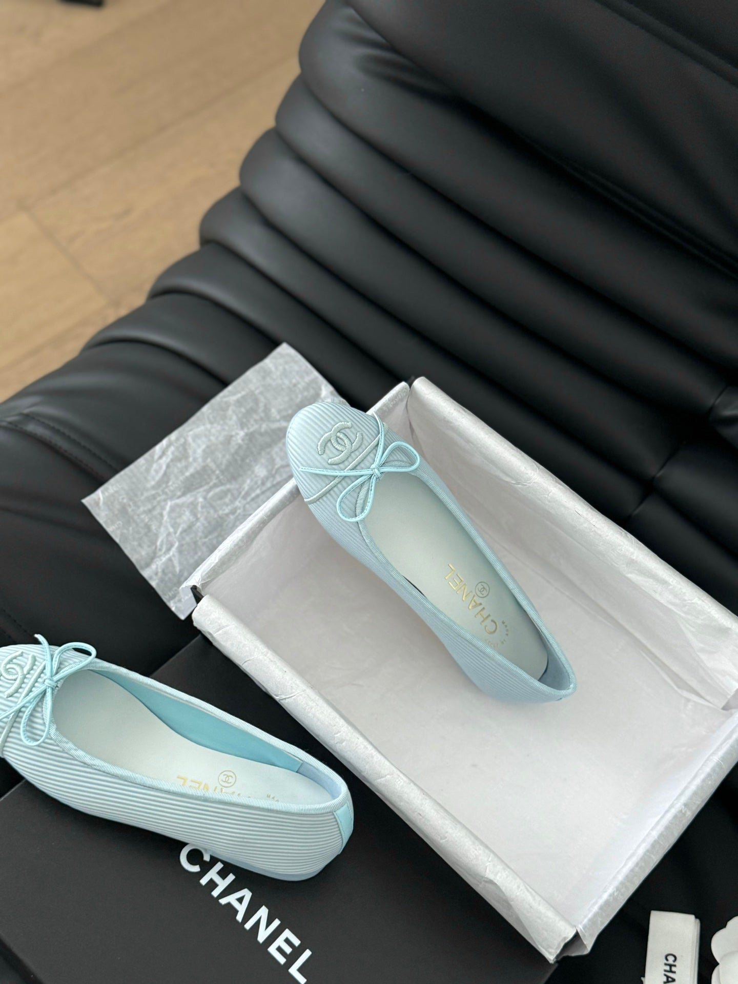 CLASSIC BALLET FLATS LIGHT BLUE LAMBSKIN - 35