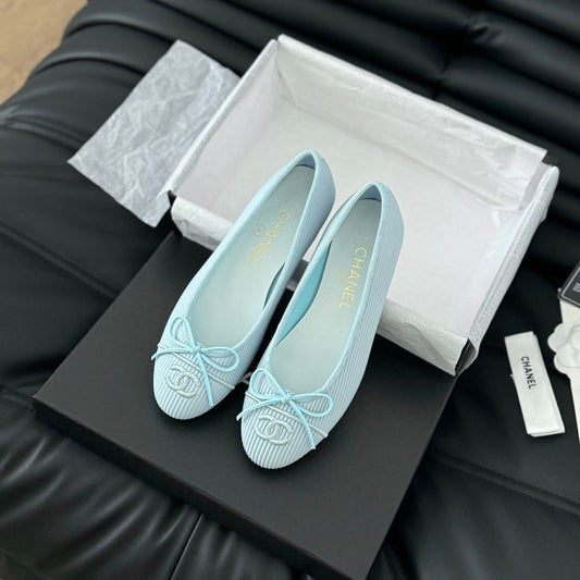 CLASSIC BALLET FLATS LIGHT BLUE LAMBSKIN - 35