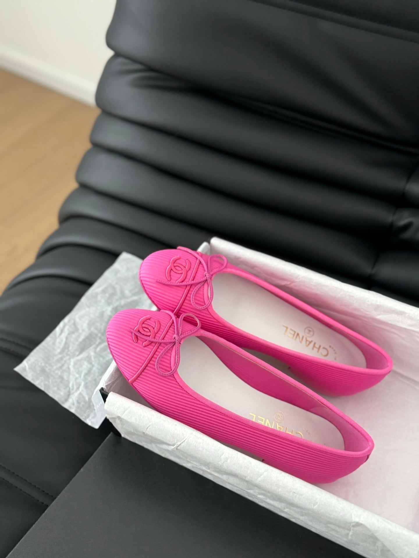 CLASSIC BALLET FLATS BRIGHT PINK LAMBSKIN - 35