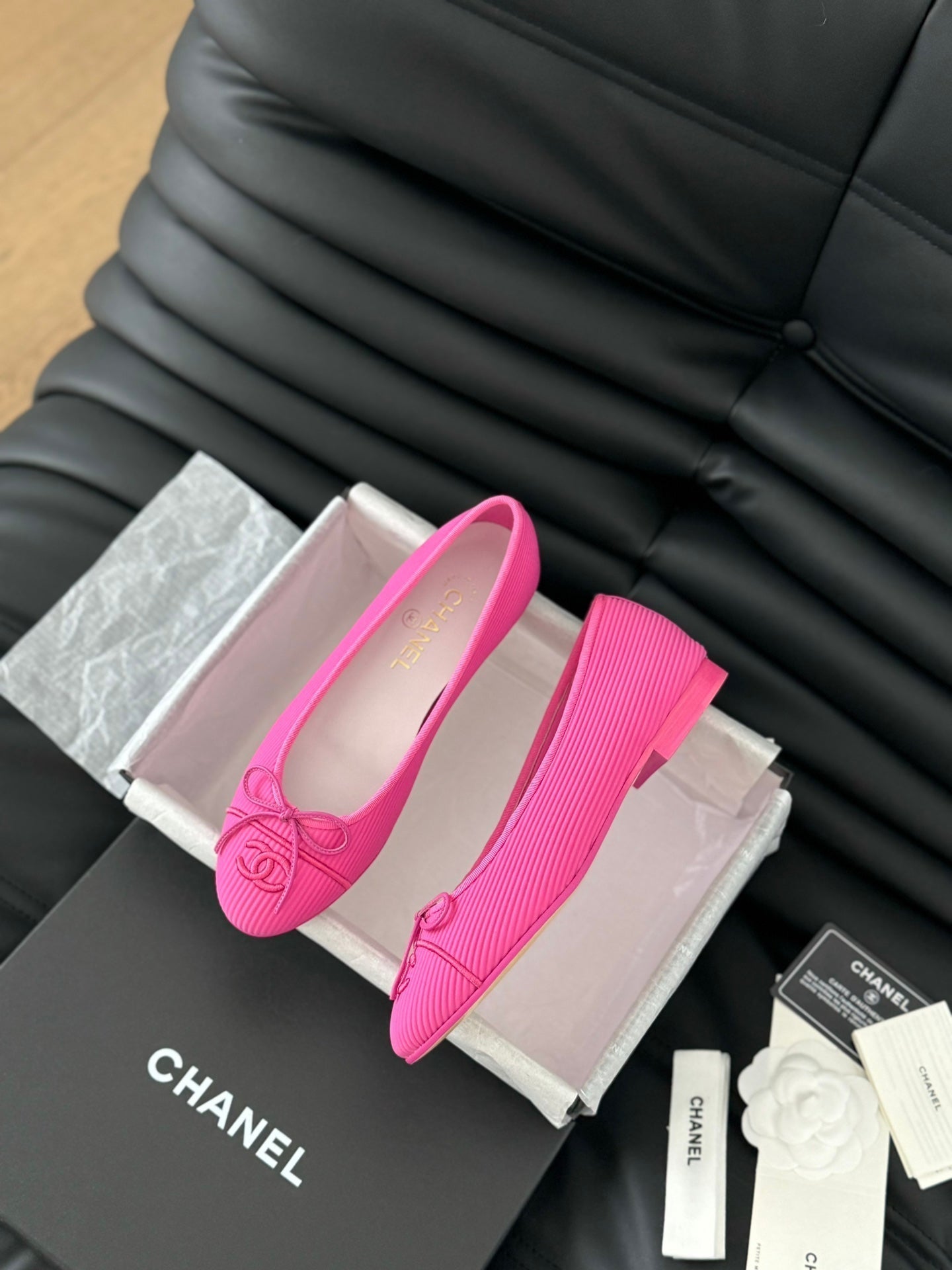CLASSIC BALLET FLATS BRIGHT PINK LAMBSKIN - 35