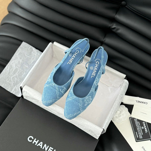 CLASSIC HIGH SLINGBACK CERULEAN BLUE CALFSKIN - 35
