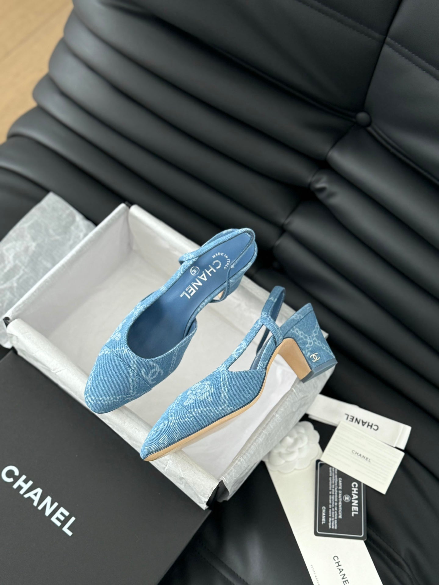 CLASSIC HIGH SLINGBACK CERULEAN BLUE CALFSKIN - 35