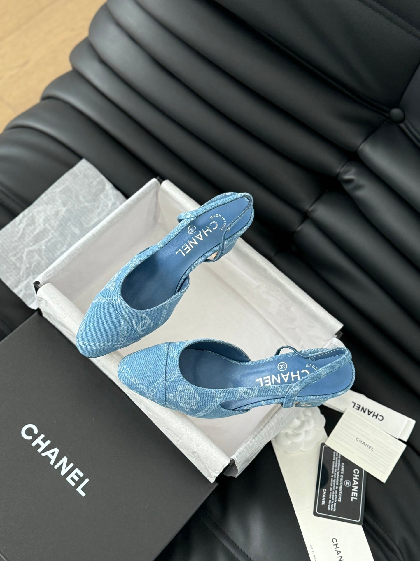 CLASSIC HIGH SLINGBACK CERULEAN BLUE CALFSKIN - 35